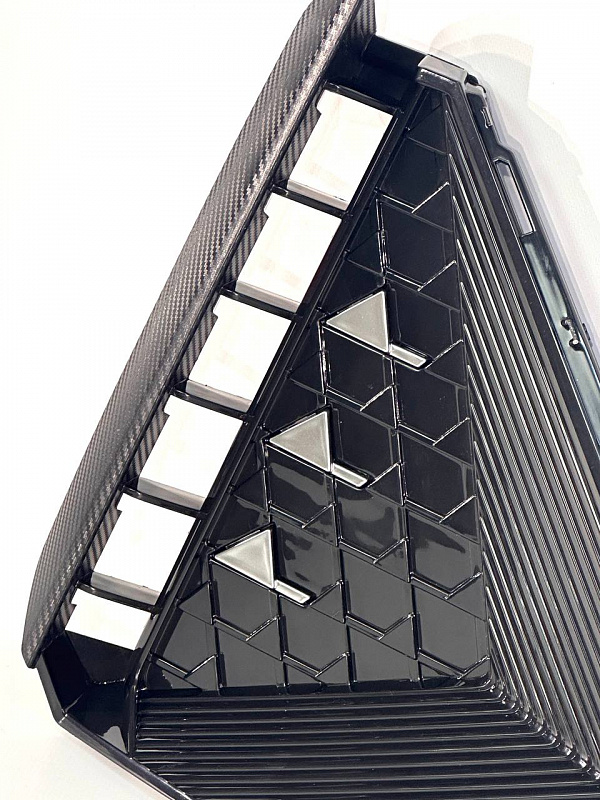 Накладка ПТФ передняя правая CHANGAN UNI-V