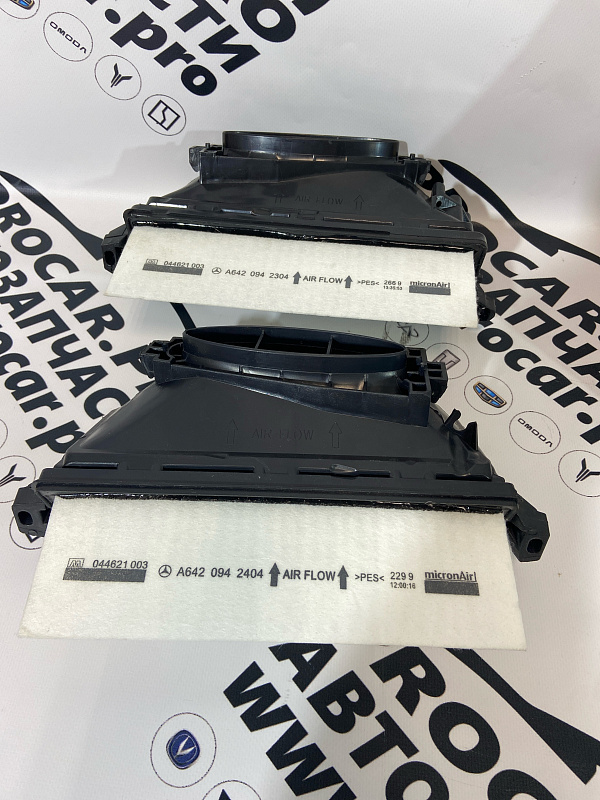 Фильтр воздушный MERCEDES-BENZ A6420940000