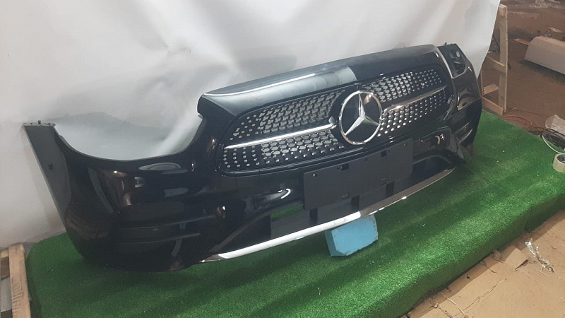 Бампер передний черный MERCEDES-BENZ E-KLASS 213