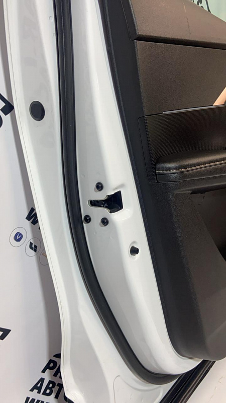 Дверь передняя левая зеленая CHERY OMODA C5
