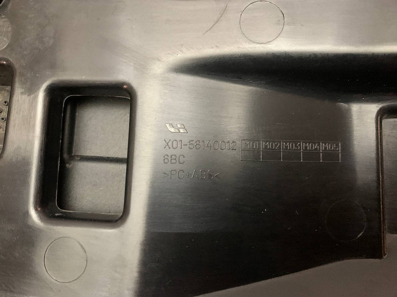 Спойлер крышки багажника LIXIANG L9