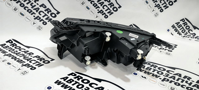 Фара правая GEELY COOLRAY до рест.