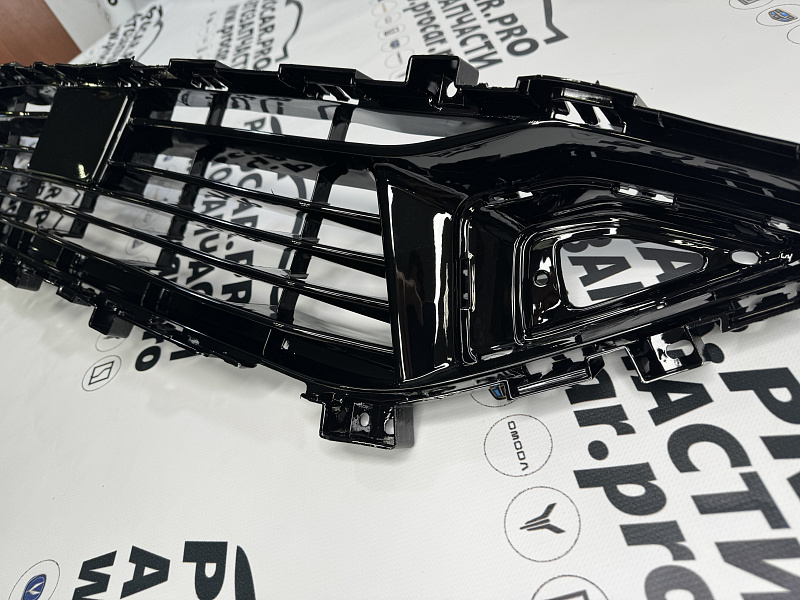 Решетка бампера под лидар GEELY COOLRAY