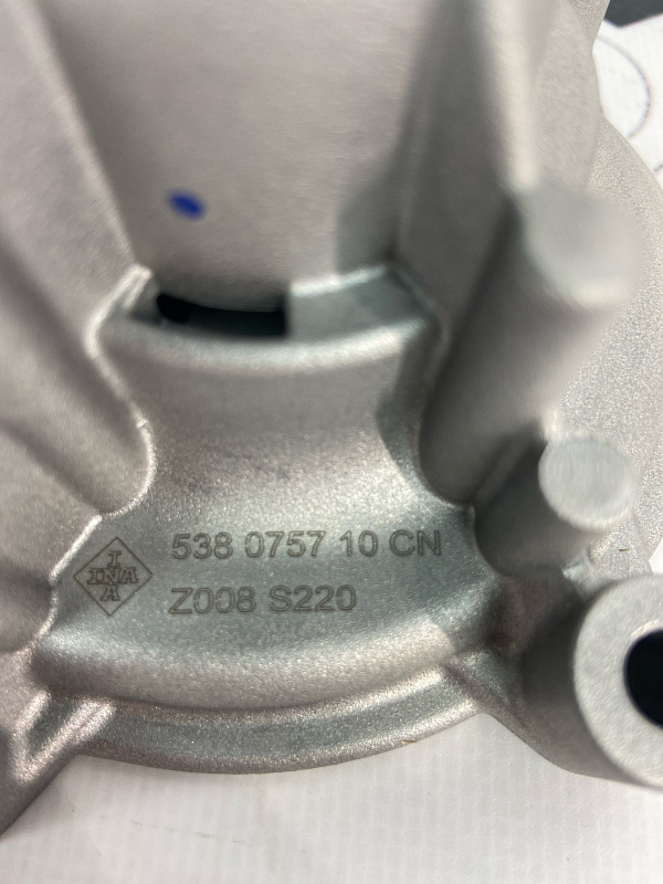 Помпа Volkswagen Polo 1.6L