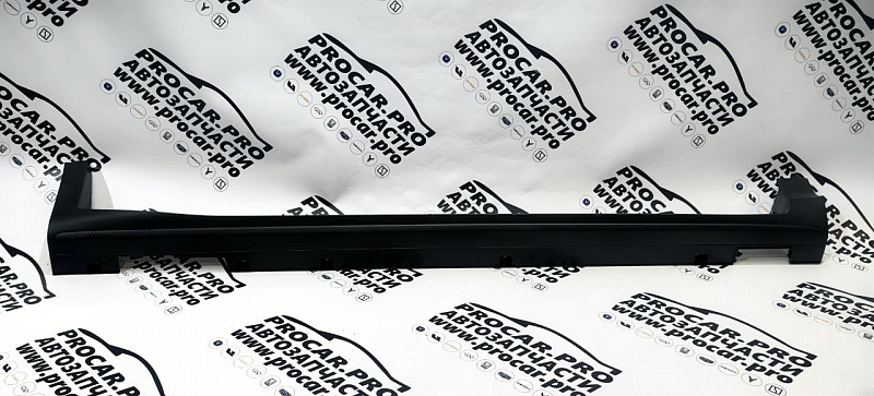 Накладка правая на порог GEELY COOLRAY
